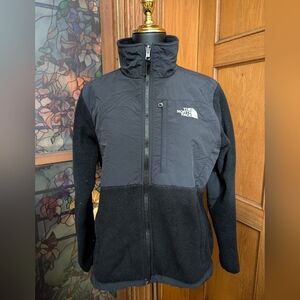 The North Face Women's Black Performance Jacket